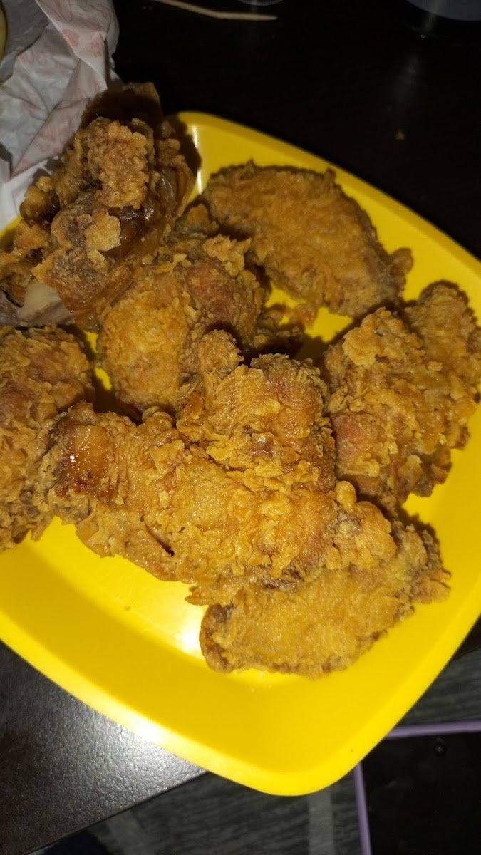 Popeyes Famous Louisiana Chicken-10